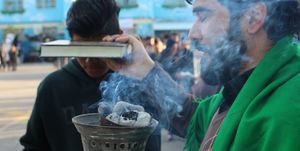 سرزمین خورشید همه ساله در ایام شهادت امام رضا (ع) و عزاداری‌های دهه پایانی ماه صفر پذیرای بیش از سه میلیون زائر است و دستگاه‌های مختلف تلاش خود را برای هر چه بهتر برگزار شدن مراسم عزاداری در این ایام به کار می‌گیرند.